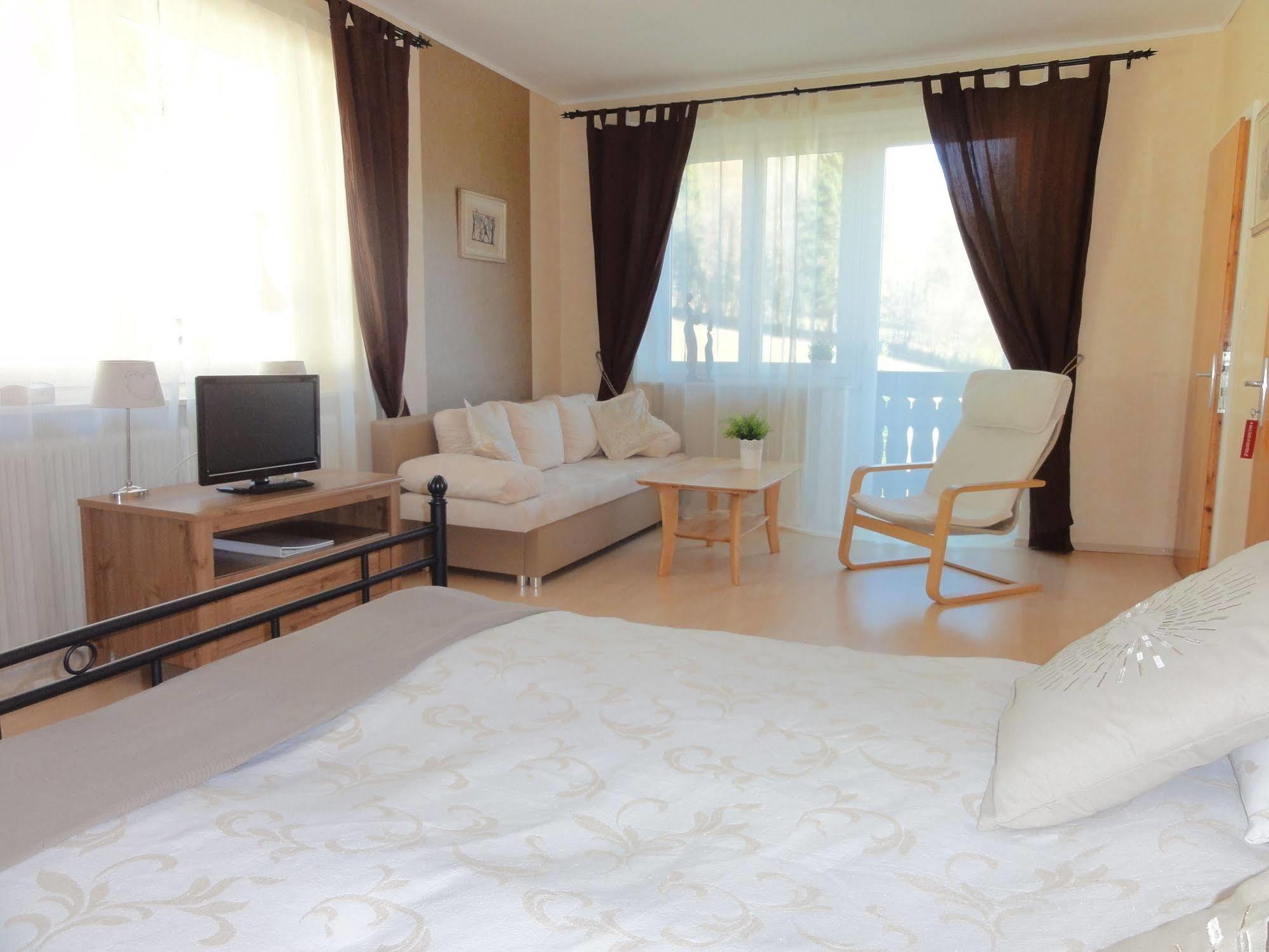 Pension Adlerhorst Steindorf am Ossiacher See Extérieur photo
